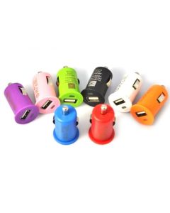 USB-laturi autoon