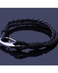 Svart flätad läderarmband